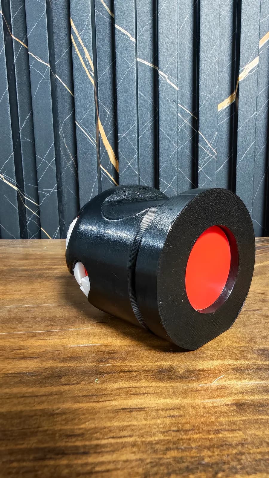 Soporte para control: bala con cara, impresión 3D de Estamparte
