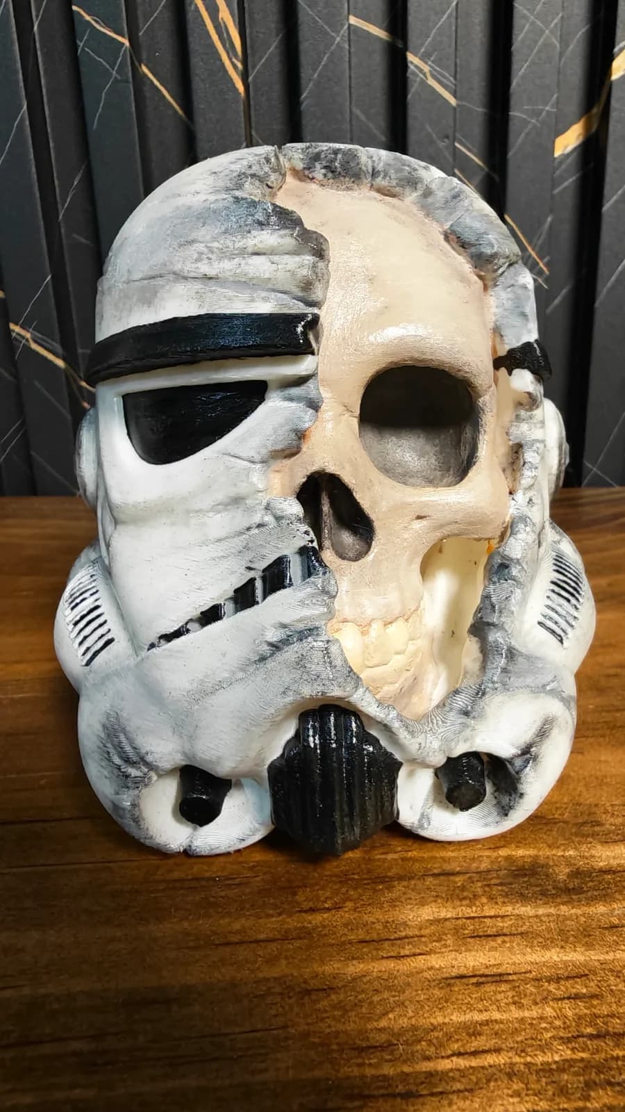 Maceta casco galáctico con calavera, impresión 3D de Estamparte