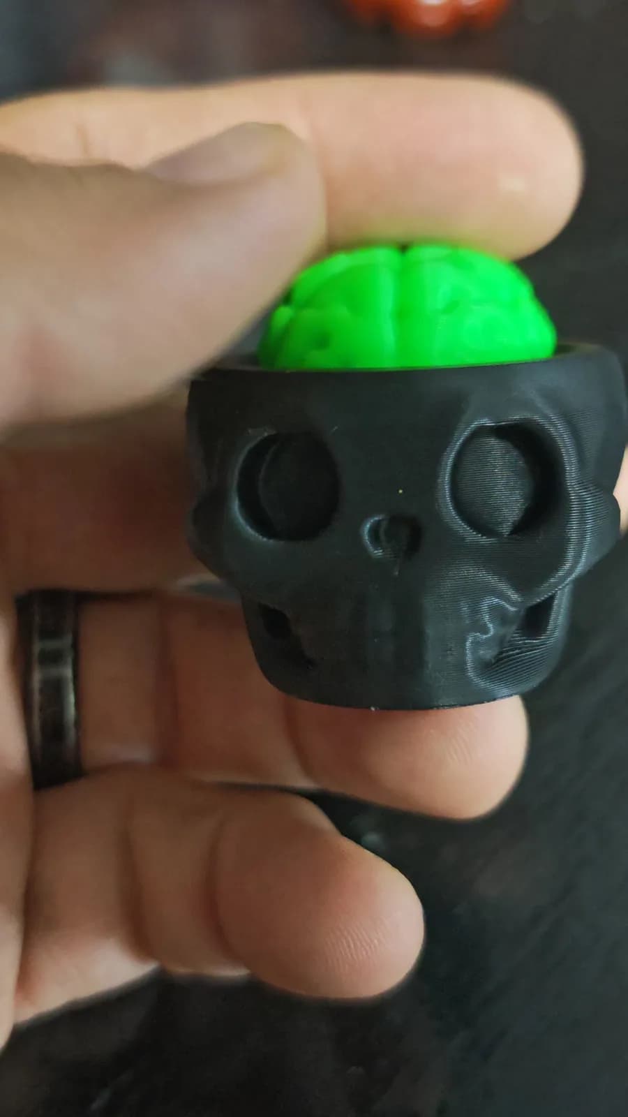 Llavero calavera con cerebro, impresión 3D de Estamparte