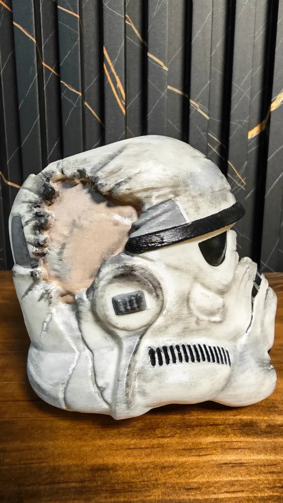 Maceta casco galáctico con calavera, impresión 3D de Estamparte